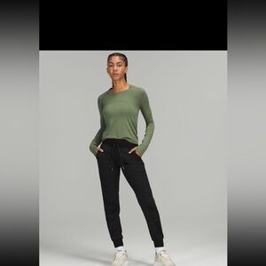 Lululemon dance studio mid-rise joggers, full length